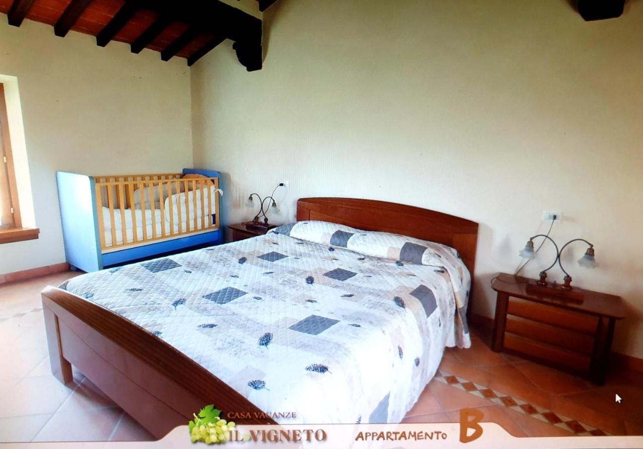 Residence Il Vigneto Лари Экстерьер фото