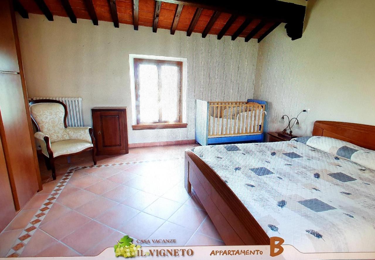 Residence Il Vigneto Лари Экстерьер фото